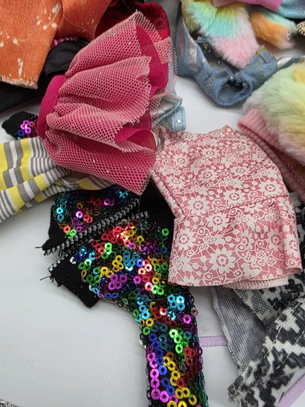 Barbie & Rainbow High Doll Clothing Lot of 65 Mixed Clothes Dress Tops